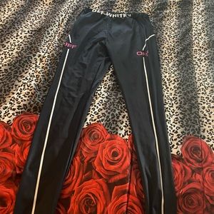 Off white women sweat pants Large good condition